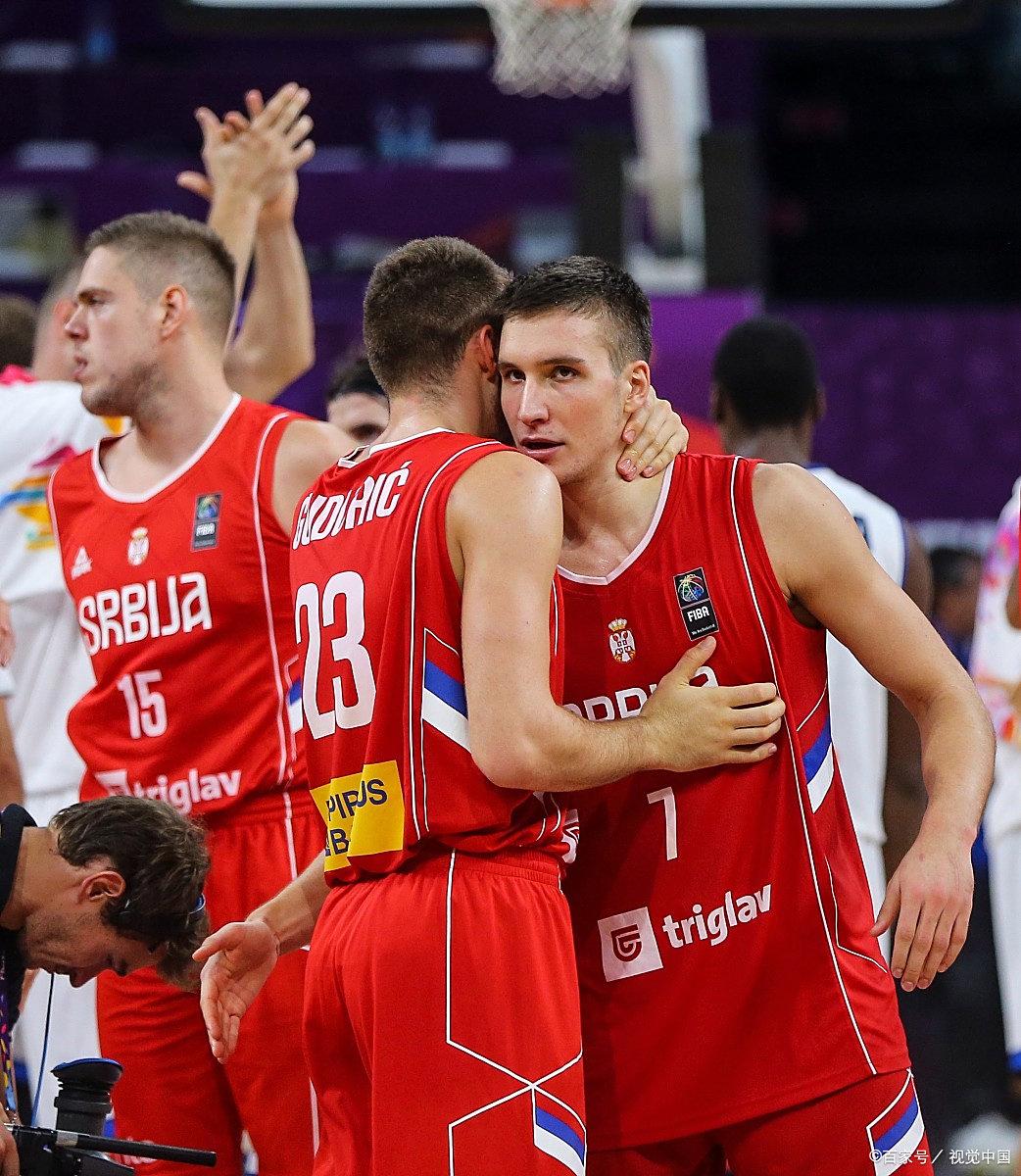 包含塞尔维亚男篮队伍仍在寻求状态提升，备战大赛的词条